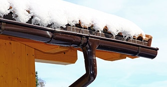 How to Identify and Fix Common Winter Roofing Problems