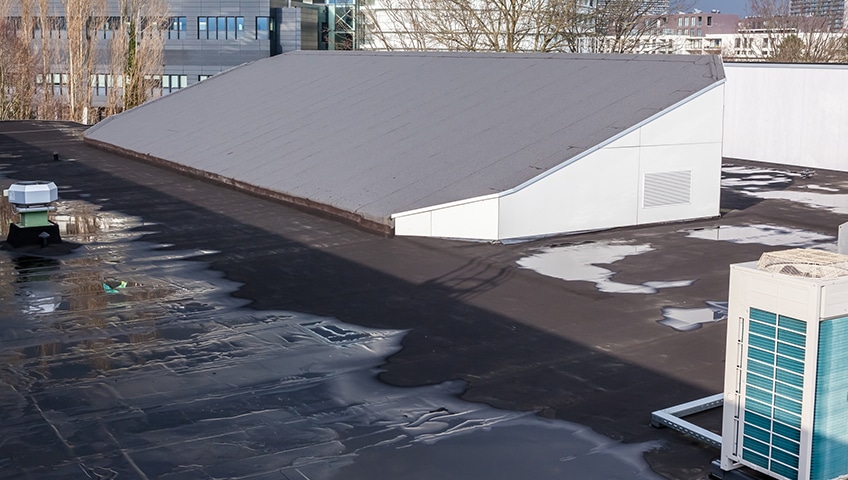 The Importance of Drainage for Commercial Flat Roofs