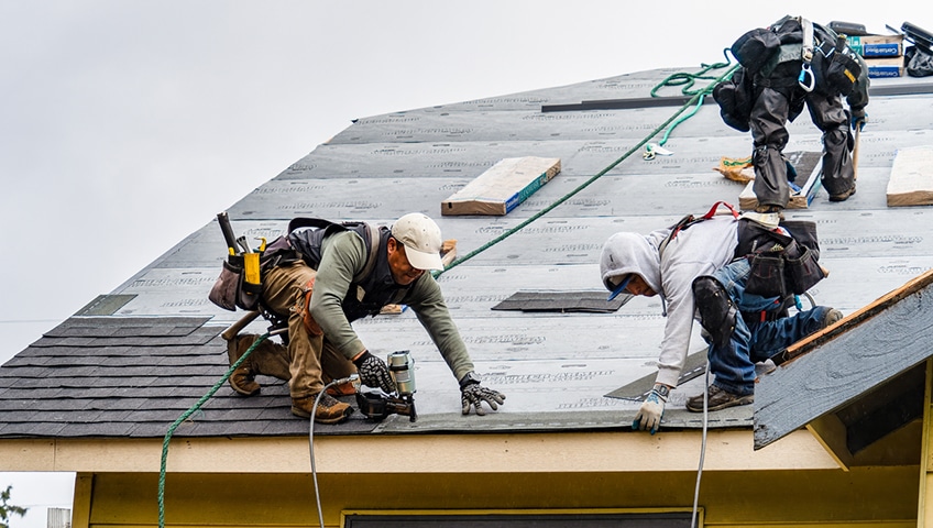 Roofers vs. Roofing Companies vs. General Contractors: Know the Difference