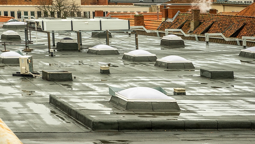 Guide to Commercial Flat Roof Skylight Installation